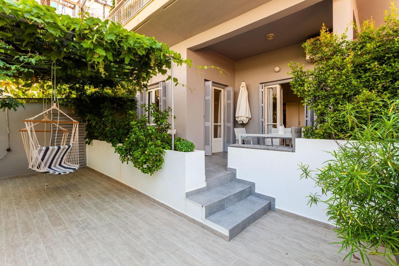A Homes Greece - Urban Garden Retreat Kalamáta Kültér fotó